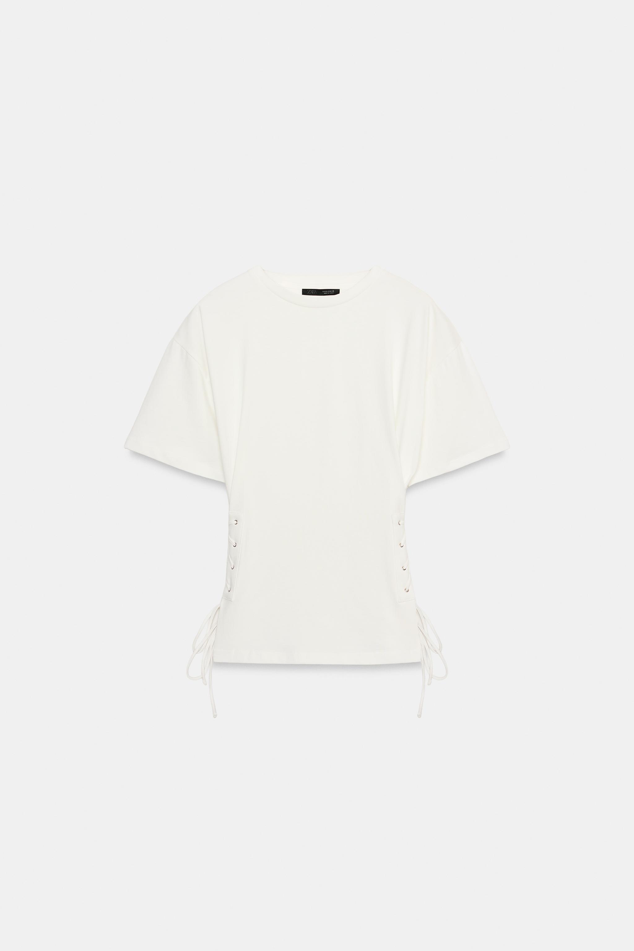 T-SHIRT À LACETS